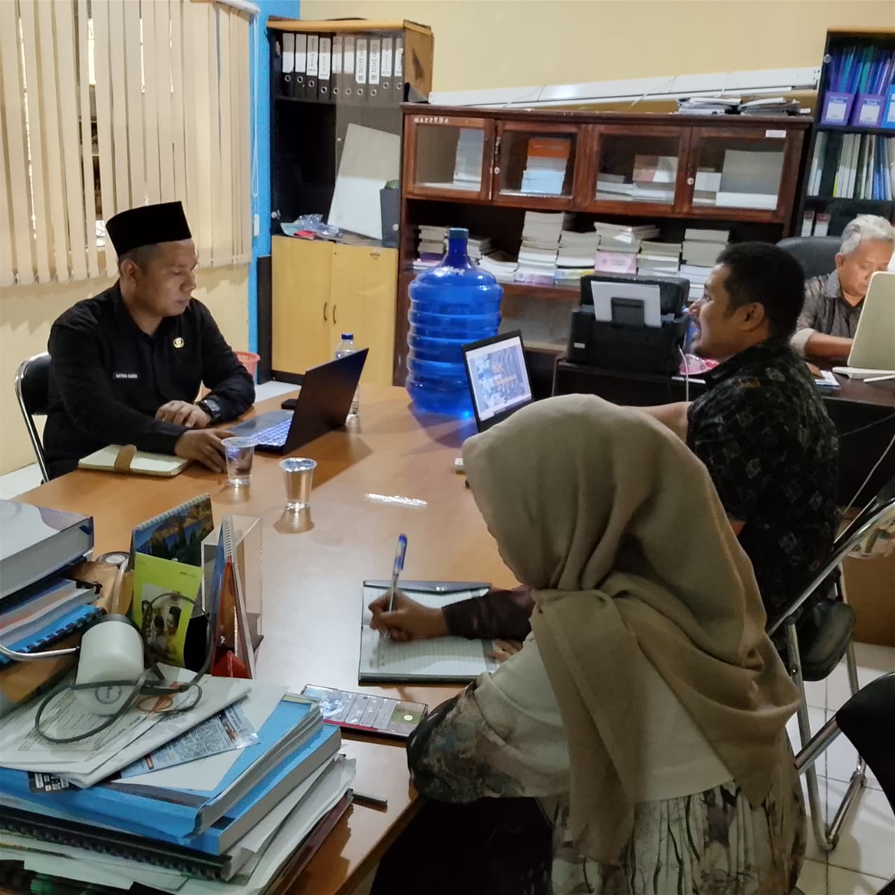 Operator Inovasi Kecamatan Lunang Konsultasi di Poliklinik Inovasi Daerah Bapperida
