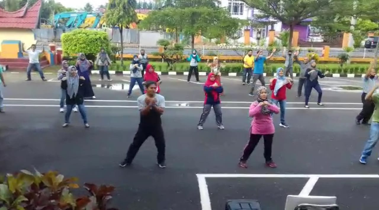 OLAHRAGA BERSAMA