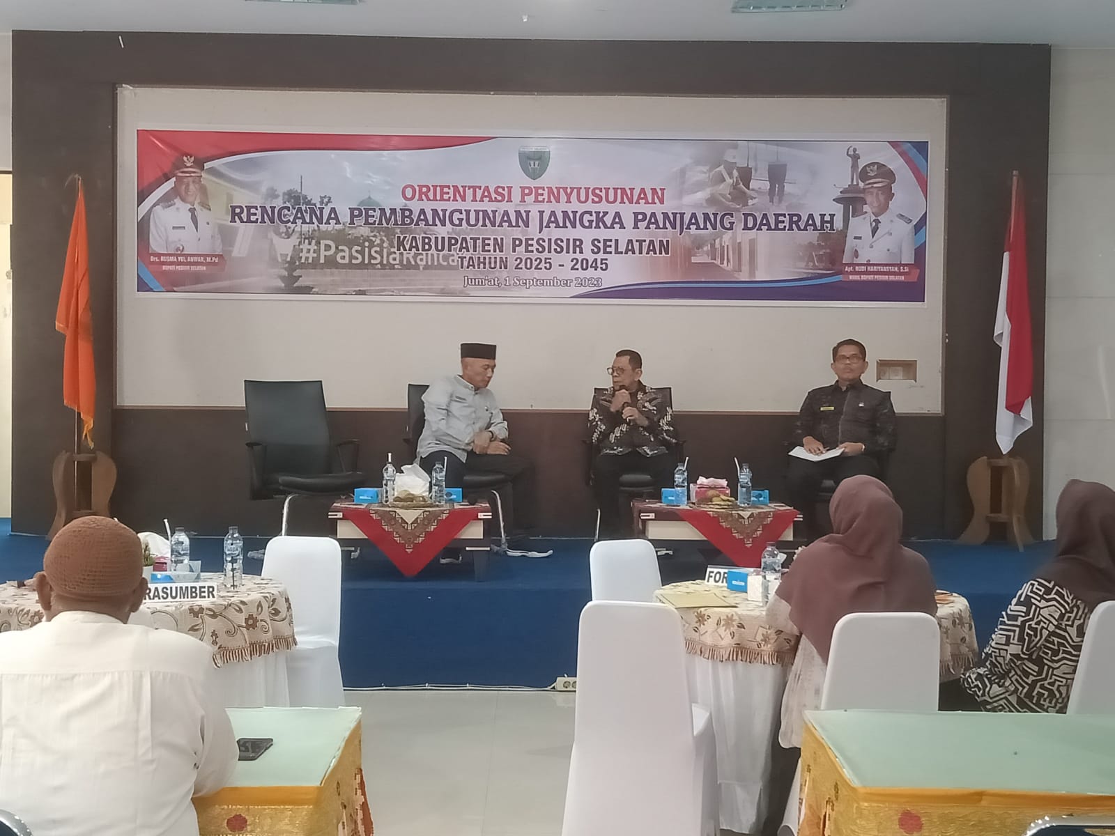 ORIENTASI PENYUSUNAN RPJPD KABUPATEN PESISIR SELATAN 2025 – 2045 (CHAPTER  - 1)