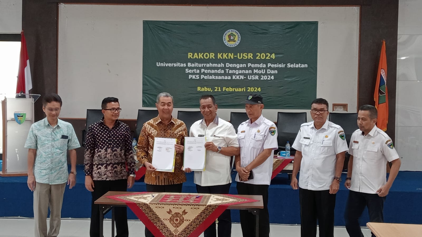 PASISIA MOU KKN-USR BERSAMA UNIVERSITAS BAITURAHMAH SUMATERA BARAT